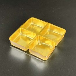 Gold 4-cavity chocolate tray for premium pralines